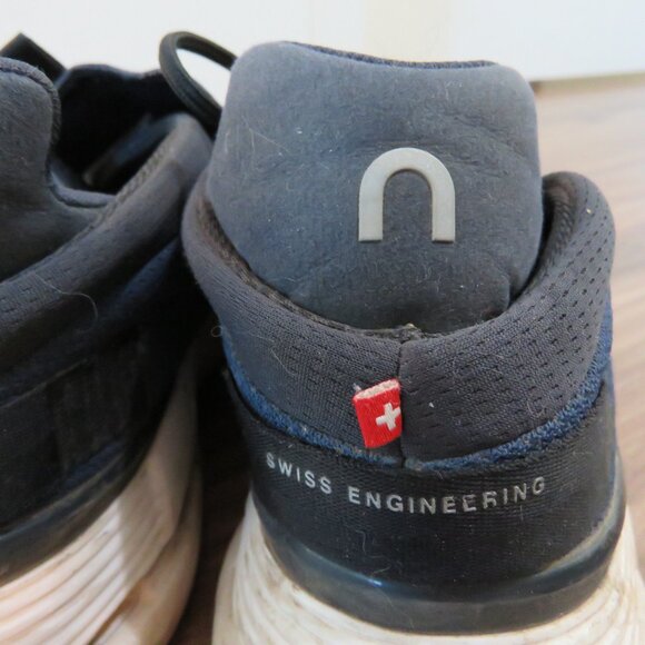 ON RUNNING On Cloud Cloudnova Athletic Navy White Sneaker Shoes - Size US 9.5 - Picture 6 of 13